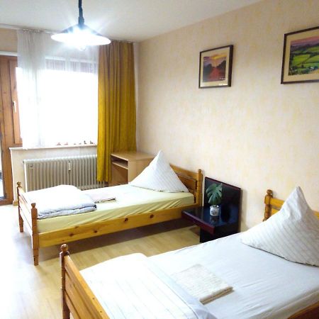 Kamen 2 Zimmer Apartment สตุตการ์ต ภายนอก รูปภาพ
