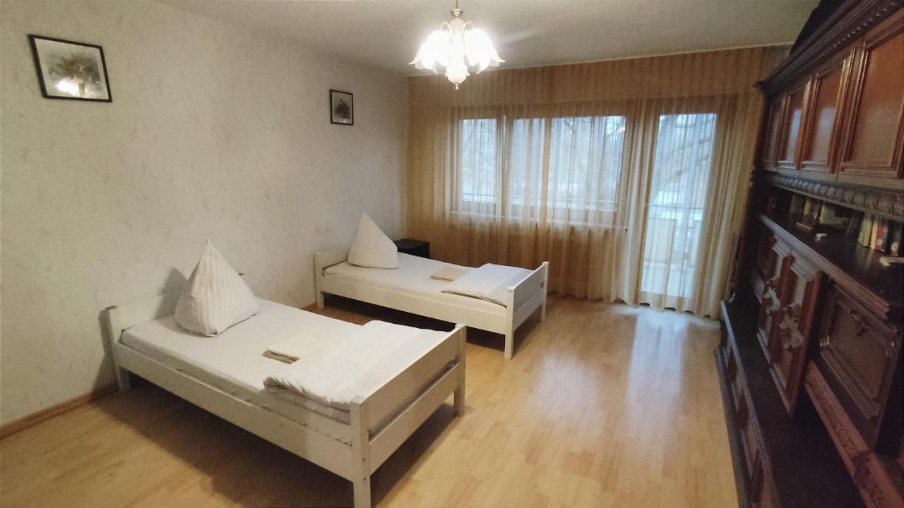 Kamen 2 Zimmer Apartment สตุตการ์ต ภายนอก รูปภาพ