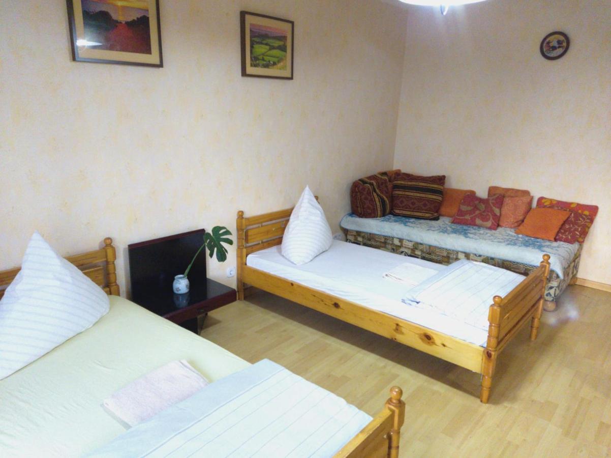 Kamen 2 Zimmer Apartment สตุตการ์ต ภายนอก รูปภาพ